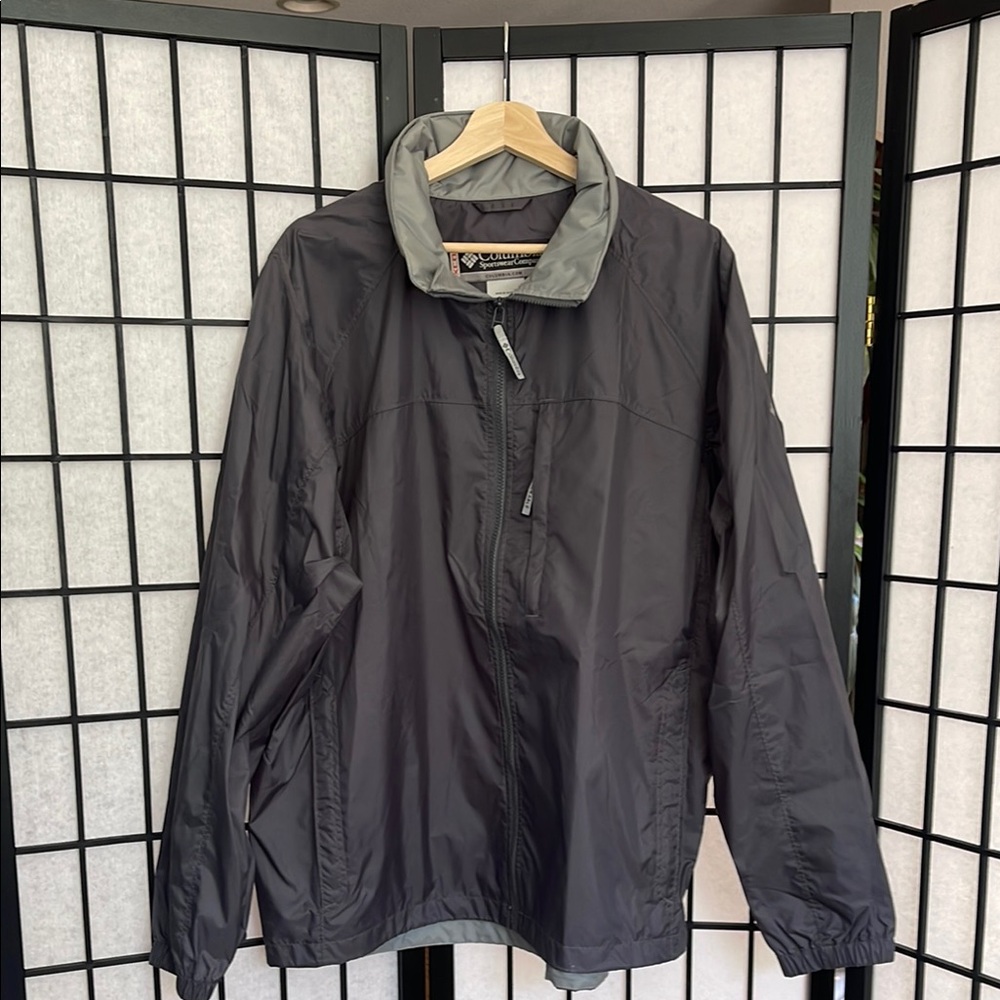 Columbia Black and Gray Windbreaker Jacket